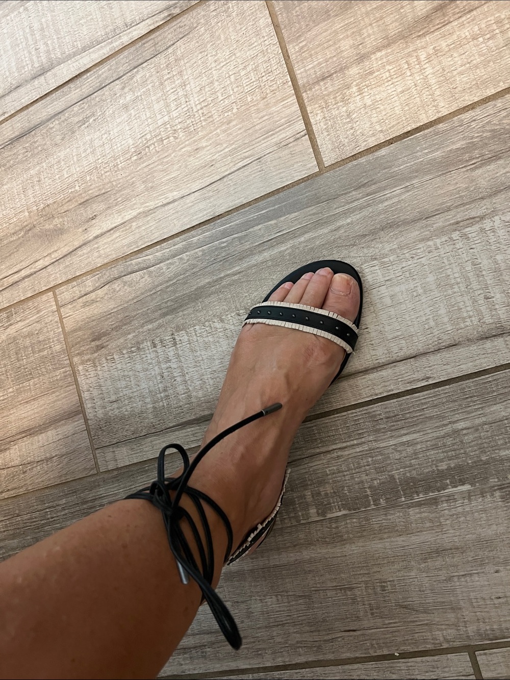 Lucky Brand Toree Leather Navy and Cream Ankle-Tie Strappy Flat Sandals - Picture 4 of 5